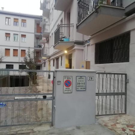 Casa Gramsci - Affitti Brevi Italia Hotell Modena Eksteriør bilde