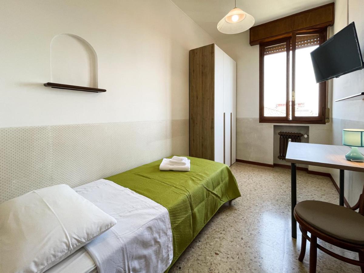 Casa Gramsci - Affitti Brevi Italia Hotell Modena Eksteriør bilde